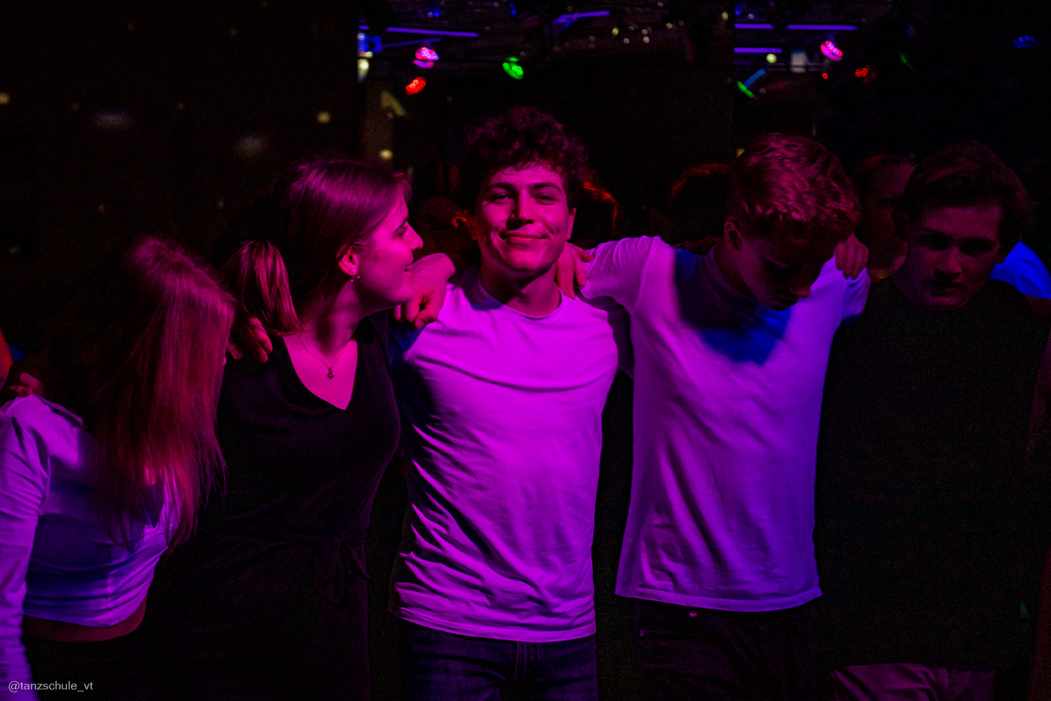 20230318 Black and White Tanzparty 3828